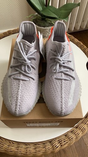 Adidas yeezy boost - v2, tail