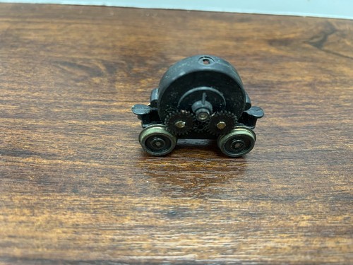 Châssis moteur avec pignons