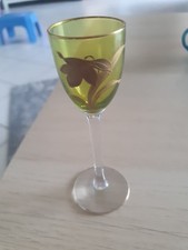 ANCIEN VERRE VERT EMAILLE EN CRISTAL MINIATURE