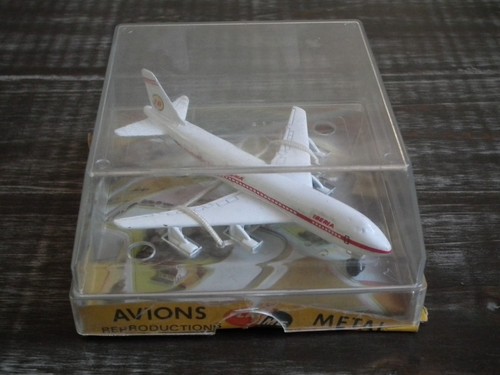 Avion miniature métal - ,