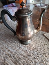cafetière métal argent décor de dauphin, style christofle ercuis
