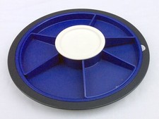 TUPPERWARE - PLATEAU APERITIF AVEC TROIS COMPARTIMENTS ET BOL CENTRALE