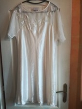 Chemise de nuit satin et voile écrue "CORIENDRE" taille 46/48.