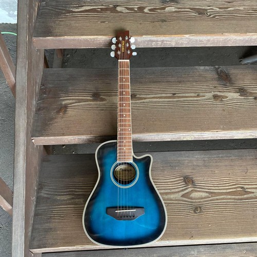 Mini guitare acoustique