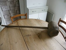 MASSE ANCIENNE EN BOIS AVEC