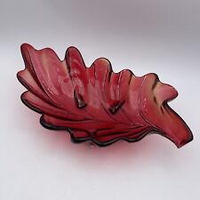 Ancienne coupe à fruit vide poche en verre vintage en forme de feuille rouge
