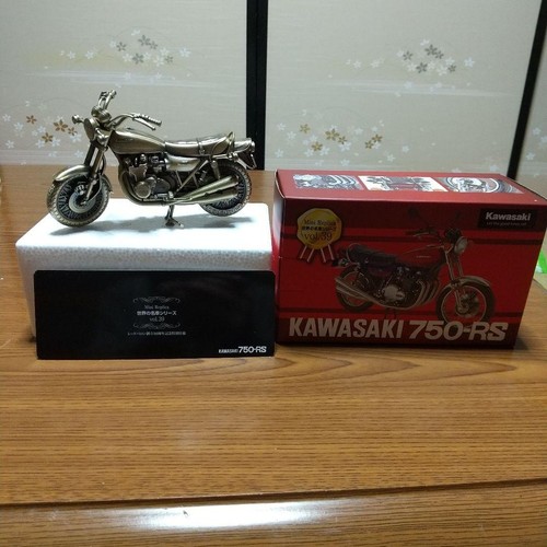Red baron exclusive miniature - red,