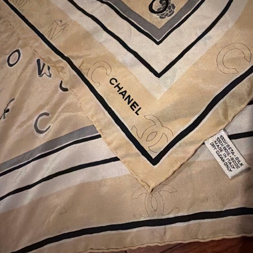 Foulard soie chanel logo - en,
