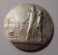Médaille artistique ancienne