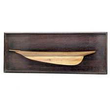 Demi coque profilée de bateau