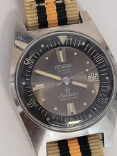 DUWARD Genève Aquastar.  ref 1701 montre de plongée vers 1968.