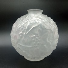 Vase Verre  Moulé Préssé Espaivet Art Déco Pampres De Vigne