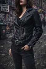 Blouson biker noir clouté