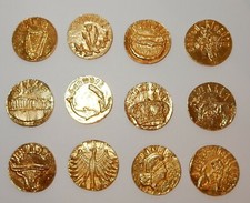 FEVE METAL DORE 2D PIECE MEDAILLE EMBLEME EUROPE au choix