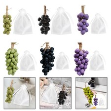 Savon au raisin sur corde