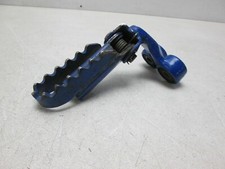 Repose-pieds avant gauche