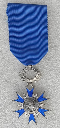 Chevalier onm ordre - de,