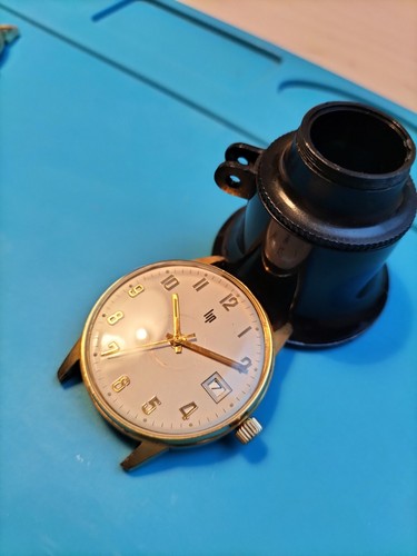 Montre révisée lip manuelle - montre,
