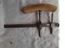 Outil Ancien Compas à rondelle  - Cordonnier Bourrelier -