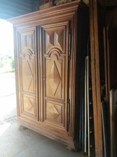 Grande Armoire XVII en noyer