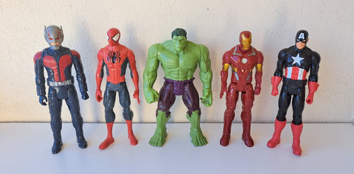 Lot figurines articules - 5,