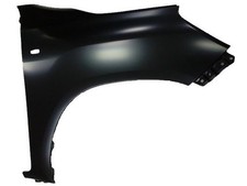 Aile avant droite avec trou