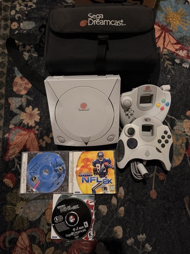 Sega dreamcast console - sega, cords