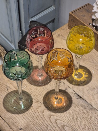 Verres pied cristal taillé - verres,
