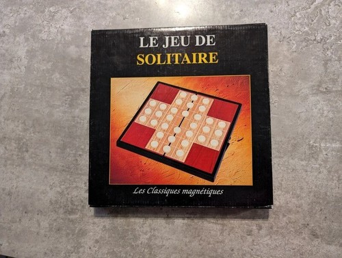 Jeu solitaire les - le,
