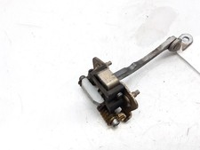 B37 entrebâilleur portière