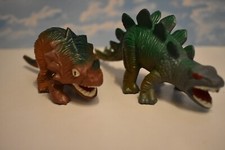 lot dinosaures en plastique cadeau bonux jouet de bazar