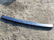 RENAULT LAGUNA I B56, 556 Becquet de Couvercle de Coffre 77040032761 32511400