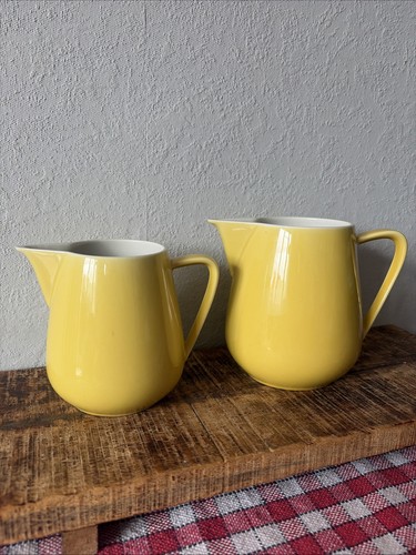 Ensemble pots lait et - à,