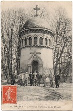 CPA 93 - DRANCY (Seine Saint Denis) - 22. Tombeau de la Baronne de La Doucette 