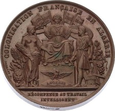 O4534 RARE Médaille ALGERIE