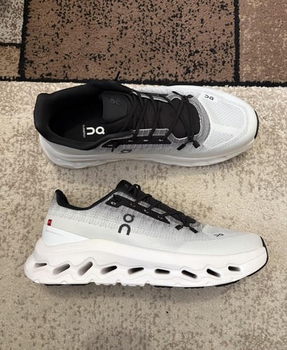 Chaussures paire cloud en - on,