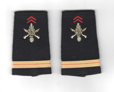 FOURREAUX EPAULES NEUFS