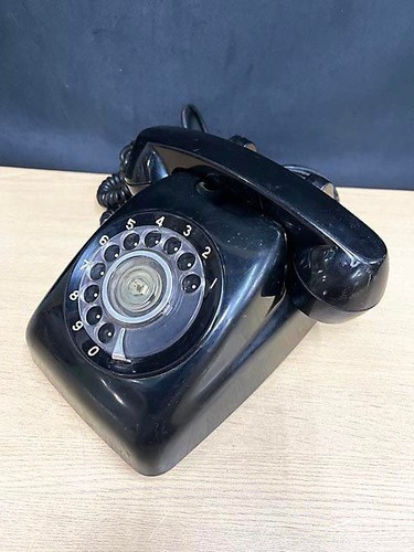 Téléphone cadran rotatif - téléphone, à