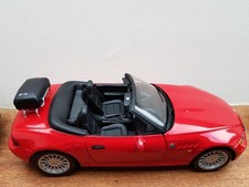1/18 BMW UT MODELS Z3 ROUGE +VALISE DEALER EDITION