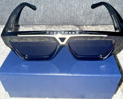 Rare silver louis vuitton - louis,