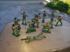 Starlux - Lot de 17 soldats Français