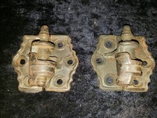 2 Sets Beautiful Ornate