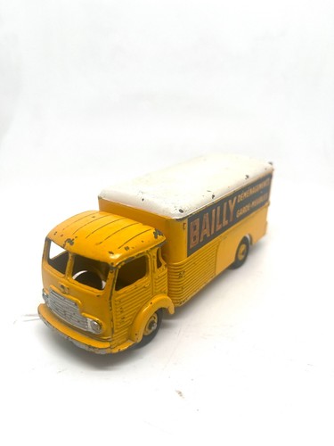 Dinky camion simca cargo - dinky,
