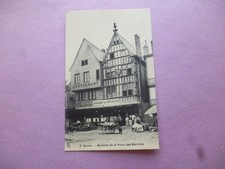 CPA 51 REIMS VIEILLES MAISONS DE LA PLACE DES MARCHES