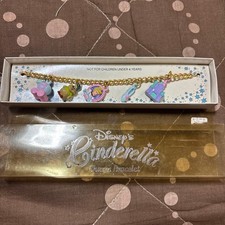 Bracelet à breloques vintage
