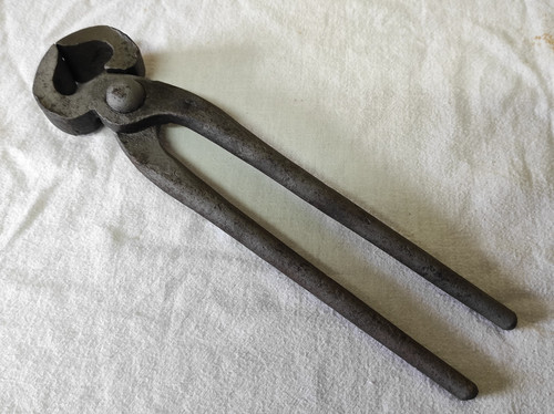 Outil ancien grande pince - ancien,