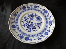 GRAND PLAT ROND EN FAIENCE DE MEISSEN AUX OIGNONS TRES BON ETAT