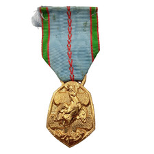 J26/12/25 (REF31942) Médaille