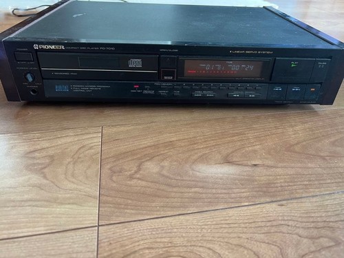 Pioneer 7010 compact disc - compact,