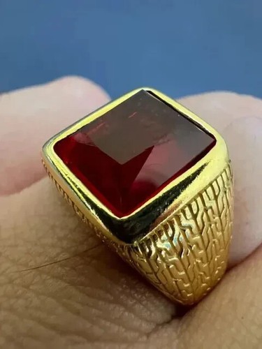 Men 3ct emerald - lab, created